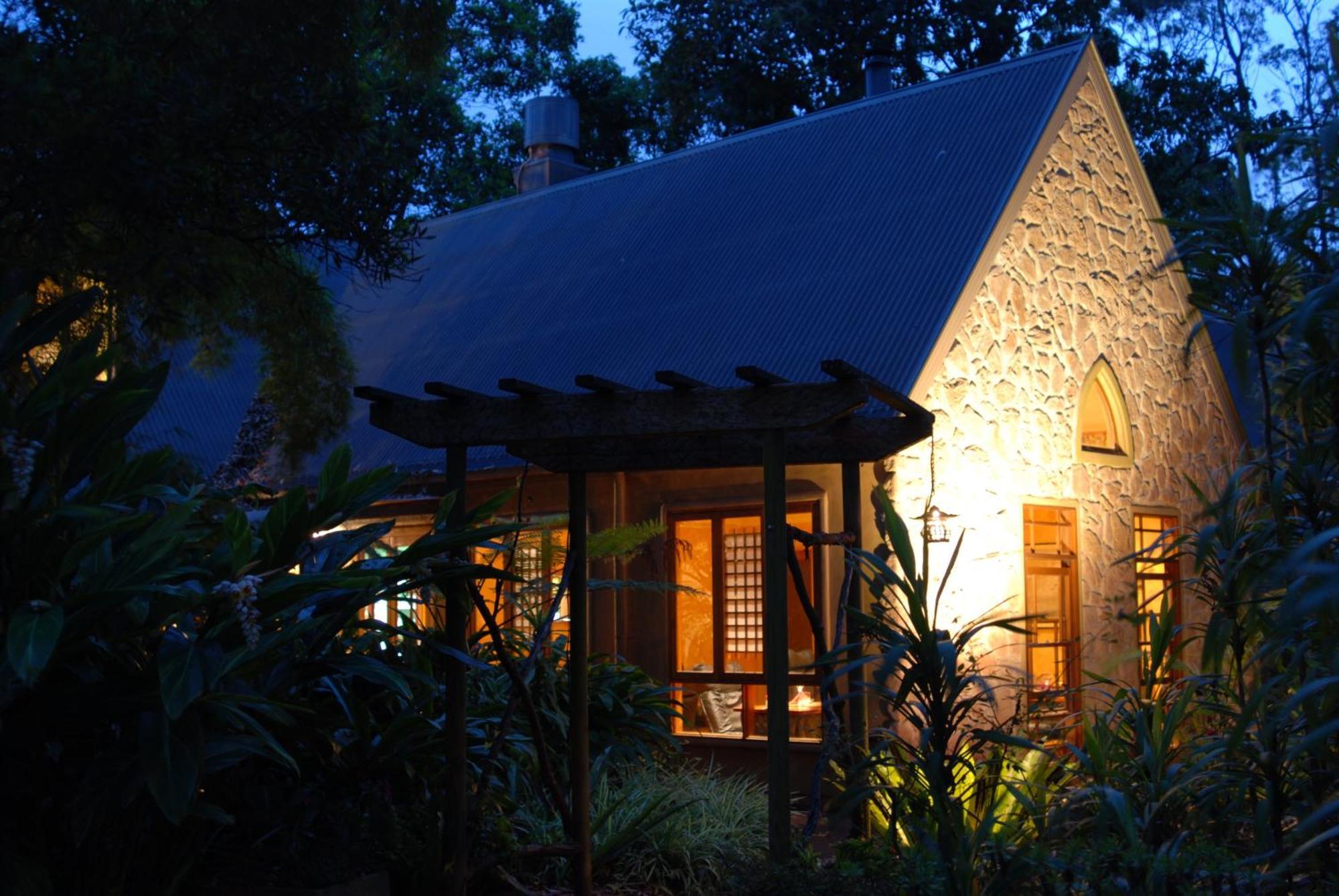 Witches Falls Cottages Mount Tamborine Exterior photo