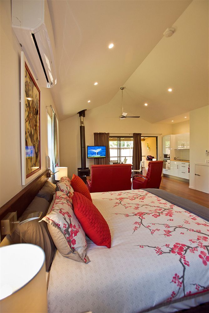 Witches Falls Cottages Mount Tamborine Exterior photo
