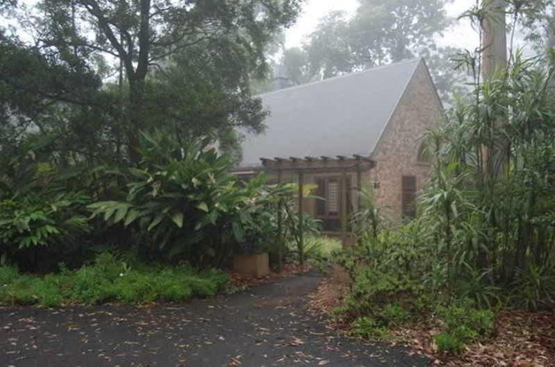 Witches Falls Cottages Mount Tamborine Exterior photo
